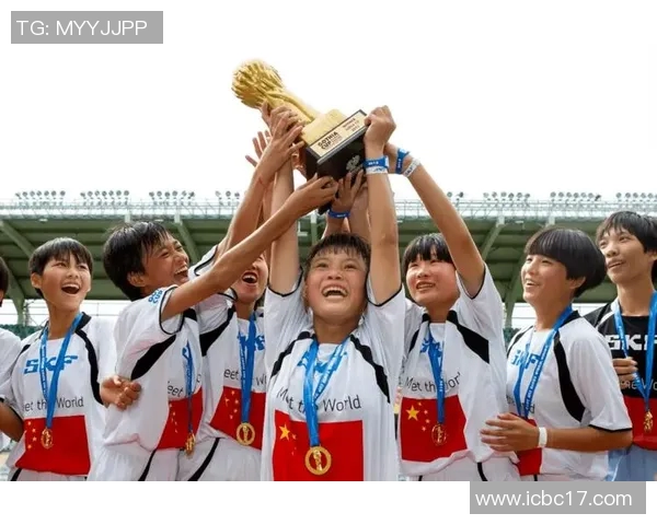 奥运冠军担任体育公益大使,走进西部校园点燃梦想 奥运冠军担任体育公益大使,走进西部校园点燃梦想